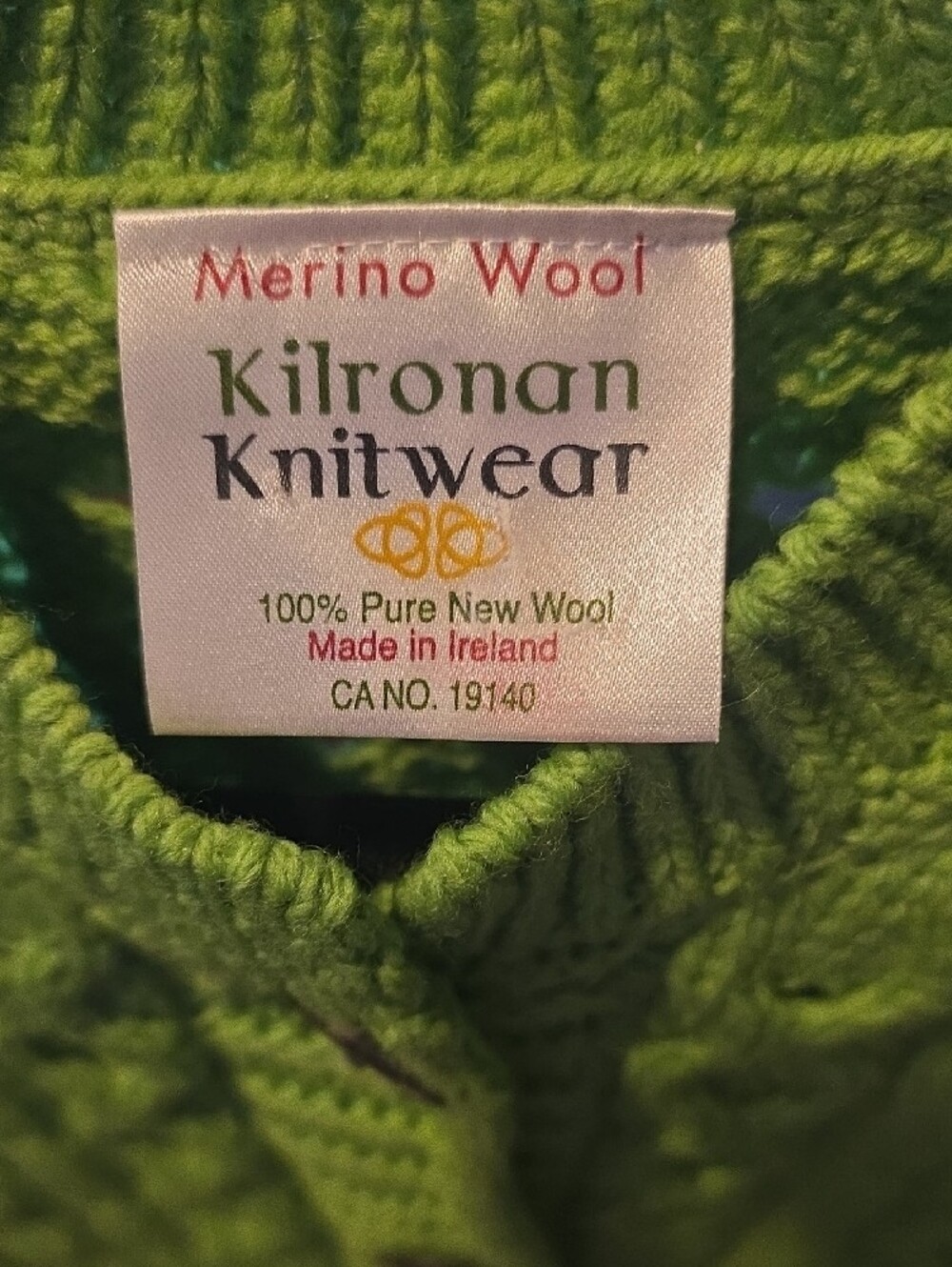 Merino WOOL. Cable-Knit Button Cardigan Sweater in Lime Green. Size 8 - Picture 2 of 3